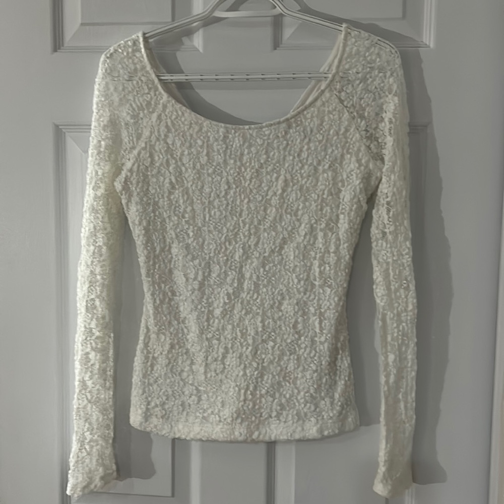 New without tags guess lace top